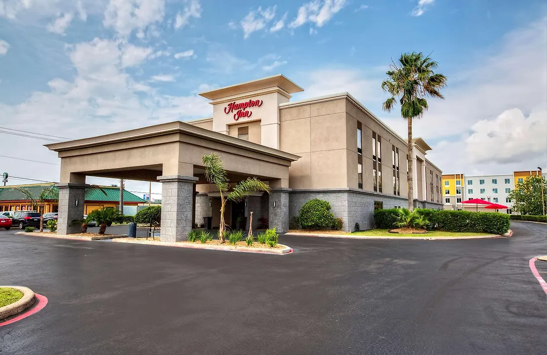 Hampton Inn Houston Baytown-1